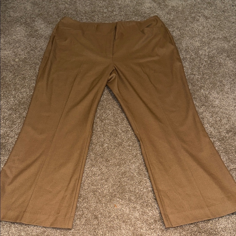 Donna Karan Tan Women's Trousers - size 16. P